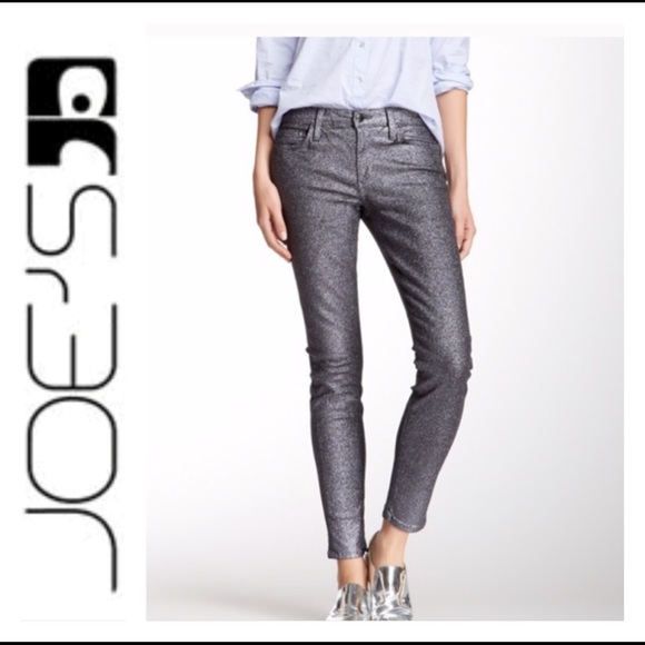 Joe's Jeans Denim - 🌷 Joe's Jeans skinny in silver glitter Size 26 🌷
